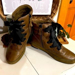 Kelsi Dagger Brown Lace Up Boots